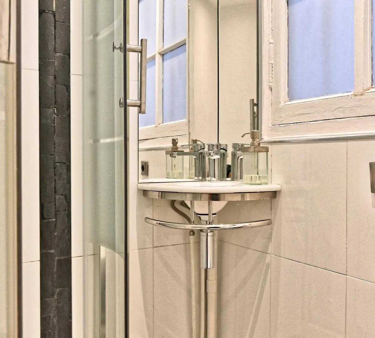 Pleasant Apartment Close To Galerie Lafayette - II Paris France